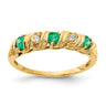 14k Emerald A Diamond ring