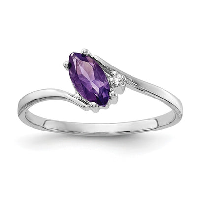 14K white gold diamond ring