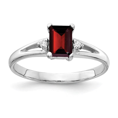 14K white gold diamond ring