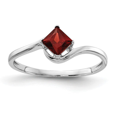 14K white gold garnet ring
